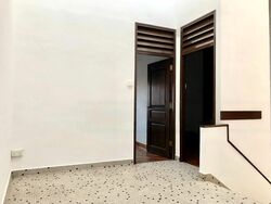 Opera Estate (D15), Terrace #472958391